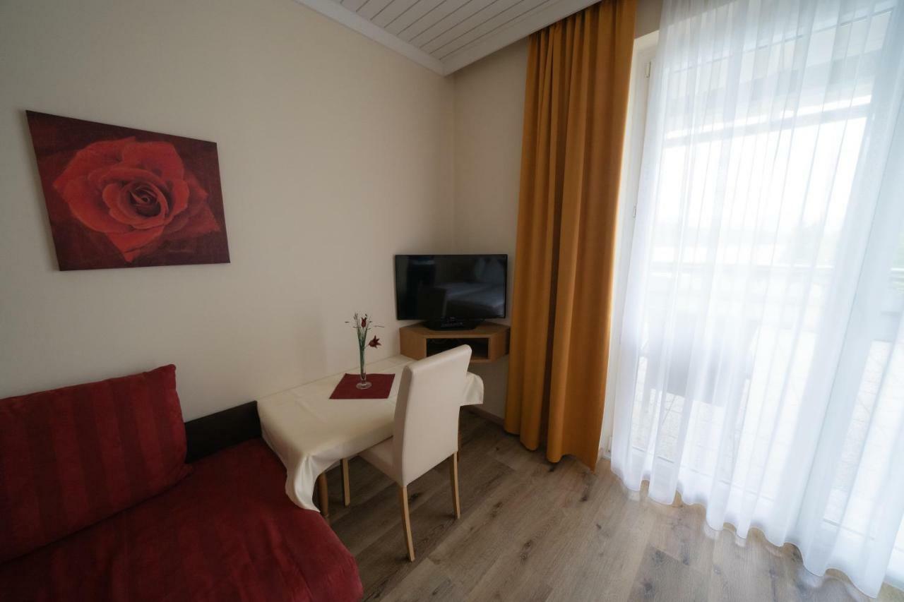 Pension Pleikner Millstatt Extérieur photo